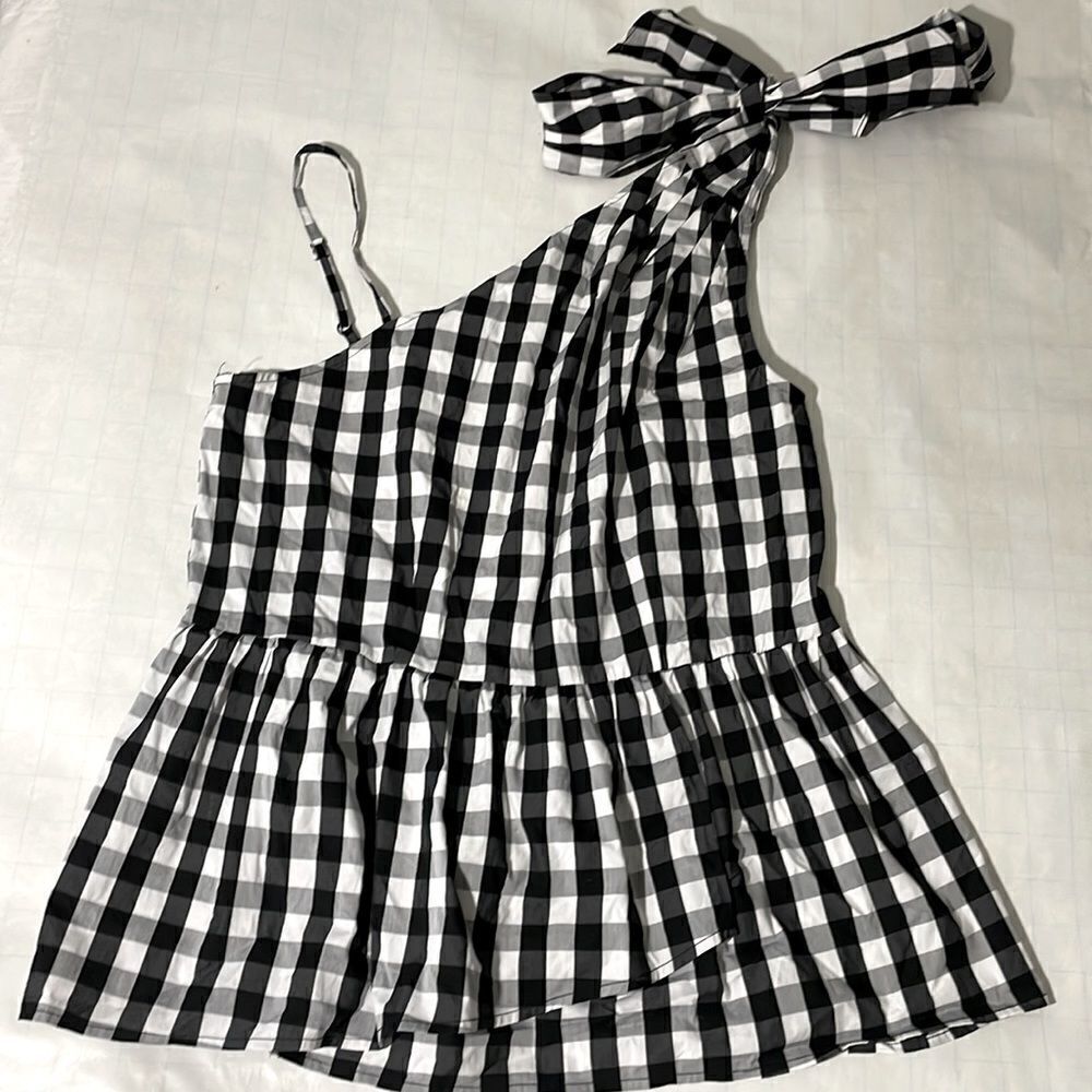 Who What Wear Women’s One Shoulder Peplum- Black&White, S